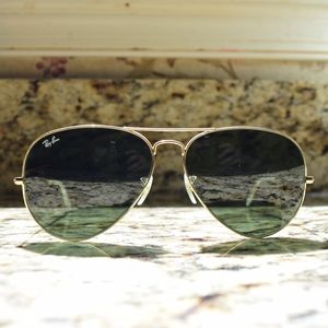 Ray-Ban Aviator Sunglasses